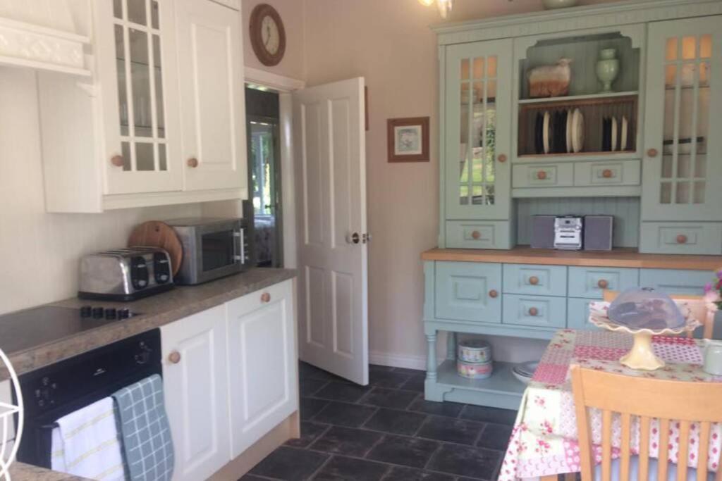 Rhubarb Cottage Enniskillen Exterior foto